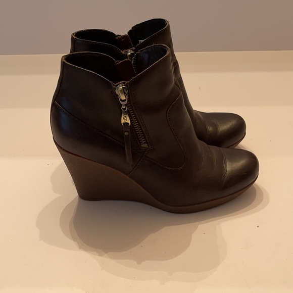 Booties - Picture 4 of 8